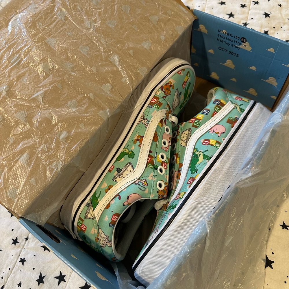 VANS Toy Story “SAMPLES” - Picture 10 of 16